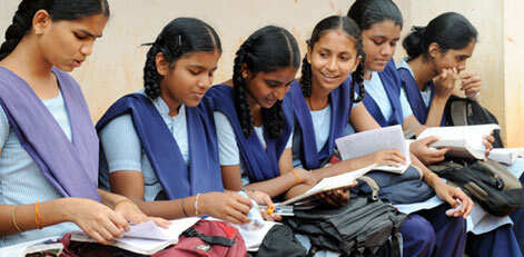 தமிழகத்தில் பொதுத்தேர்வு கட்டாயம் நடைபெறும் - அமைச்சர் அன்பில் மகேஷ் திட்டவட்டம்!!