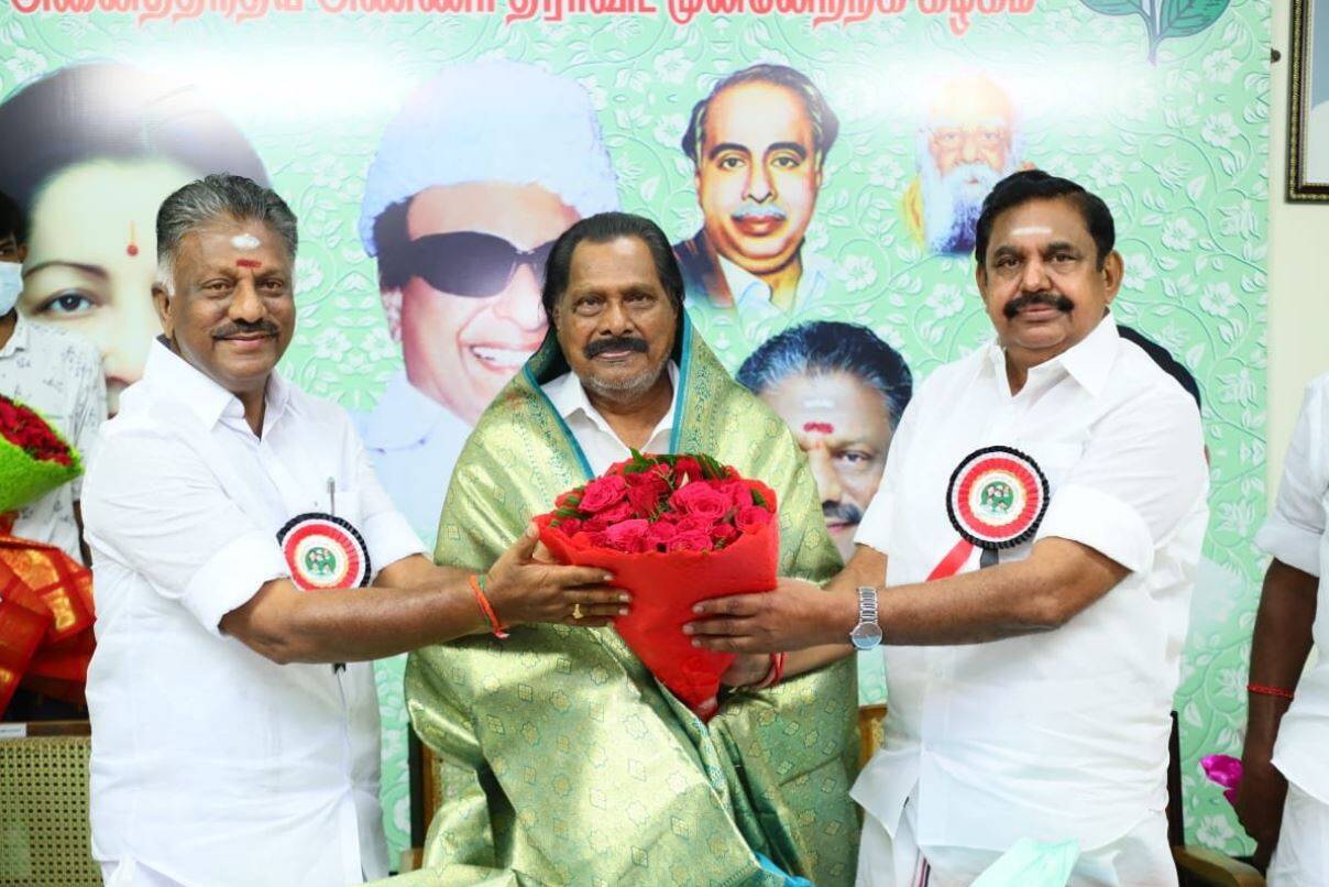 அதிமுக தற்காலிக அவைத் தலைவராக தமிழ்மகன் உசேன் நியமனம்!!