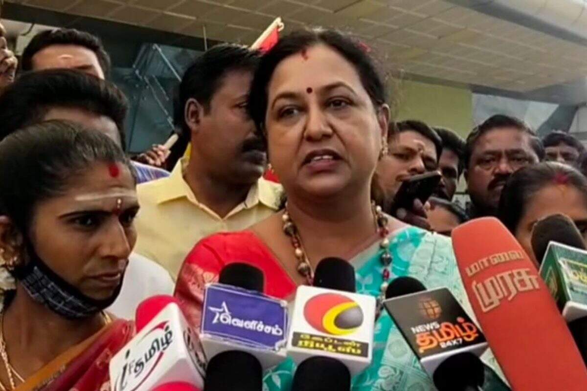 பிரேமலதா விஜயகாந்துக்கு அதிகாரம் - மாவட்ட செயலாளர்கள் கூட்டத்தில் தீர்மானம்!!