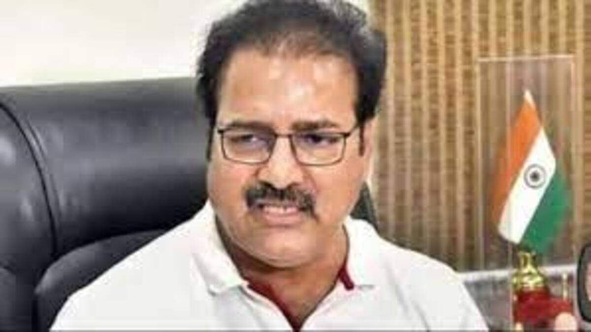 மோடி திரிபுராவில் கூட்டங்களில் கலந்து கொண்ட போது அல்லது தேர்தல் நடக்கும்போது கோவிட் எங்கே இருந்தது?.. காங்கிரஸ்