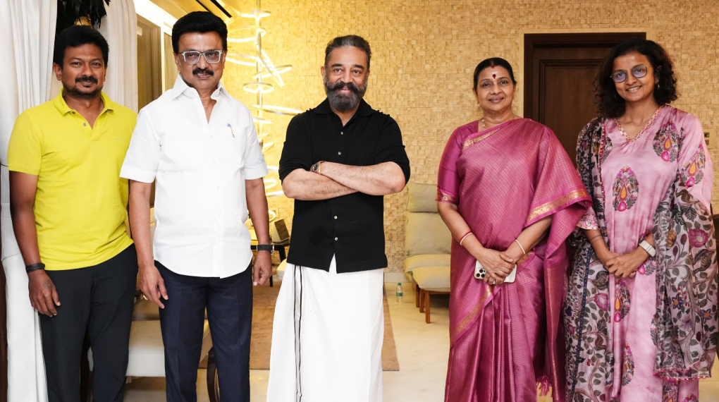 கமல்ஹாசன் பிறந்தநாள்: வீட்டுக்குச் சென்று முதல்வர் குடும்பத்துடன் வாழ்த்து..!