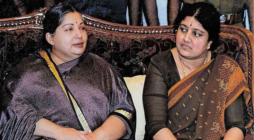 ஜெயலலிதா, சசிகலா அறைகளில் சோதனை - புகைப்படங்களால் பதிவு செய்த சிபிசிஐடி