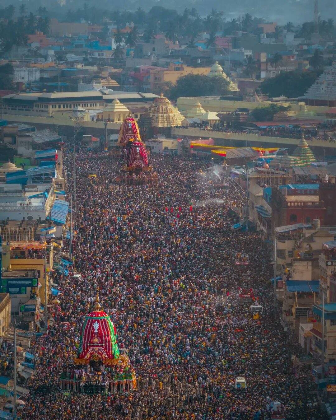 பூரி ரத யாத்திரை கூட்ட நெரிசலில் சிக்கி மூவர் பலி.. ரூ.25 லட்சம் நிவாரணம் அறிவித்த முதல்வர்..