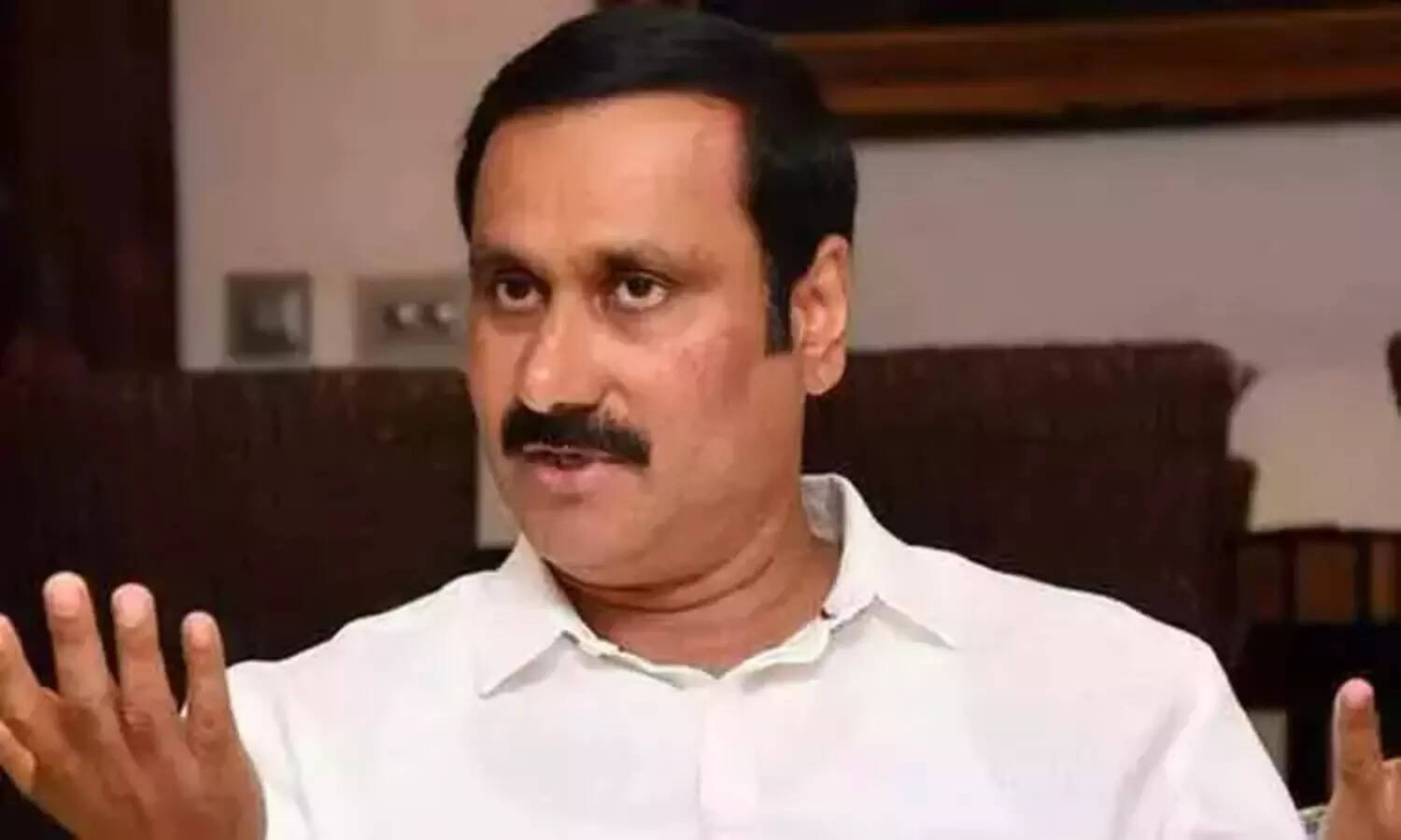 பள்ளிக்கல்வித் துறை பாழடைந்த துறையாக மாறியுள்ளது - அன்புமணி..!