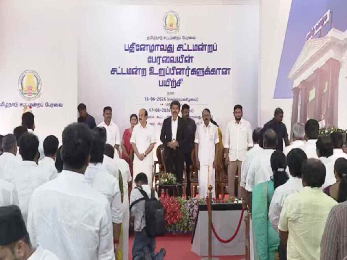 எம்எல்ஏ.,க்களுக்கான பயிற்சி முகாம்... குத்துவிளக்கேற்றி தொடங்கி வைத்தார் முதல்வர் விஜய்..!!