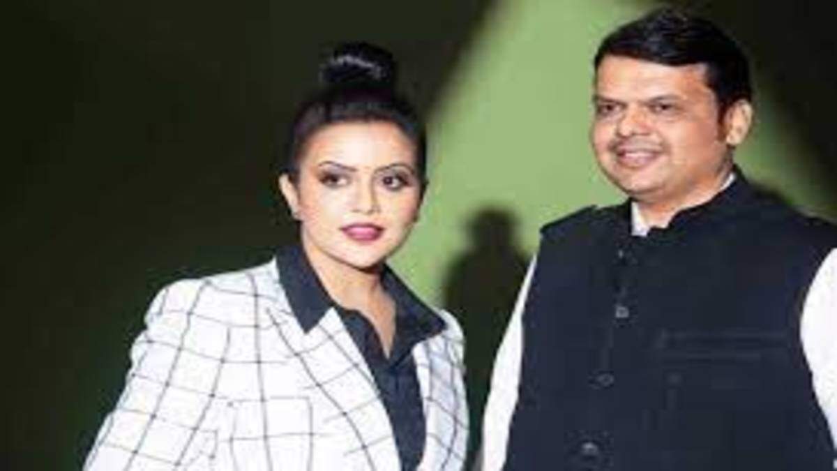 மும்பையில் 3 சதவீத விவாகரத்துக்கு காரணம் போக்குவரத்து நெரிசல்.. முன்னாள் முதல்வரின் மனைவி குற்றச்சாட்டு