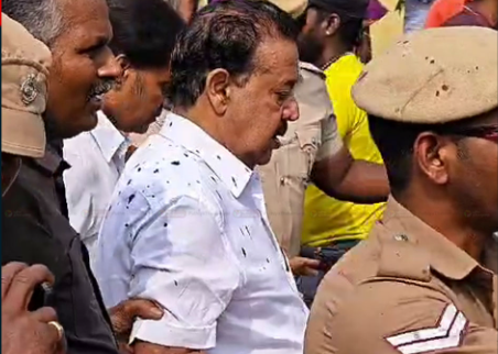 வெள்ள பாதிப்புகளை ஆய்வு செய்ய சென்ற அமைச்சர் பொன்முடி மீது சேறு வீச்சு!