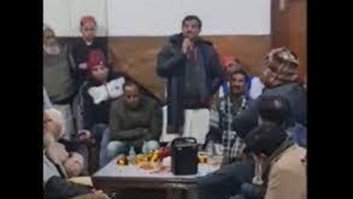 எங்க கட்சி ஆட்சிக்கு வரும், பழி வாங்குவோம்.. சர்ச்சை பேச்சால் சிக்கலில் சமாஜ்வாடி வேட்பாளர்