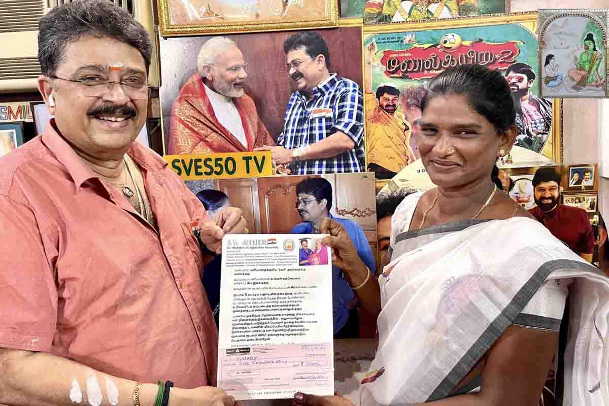 தூய்மை பணியாளர் மேரியை நேரில் அழைத்து பாராட்டிய எஸ்.வி.சேகர்