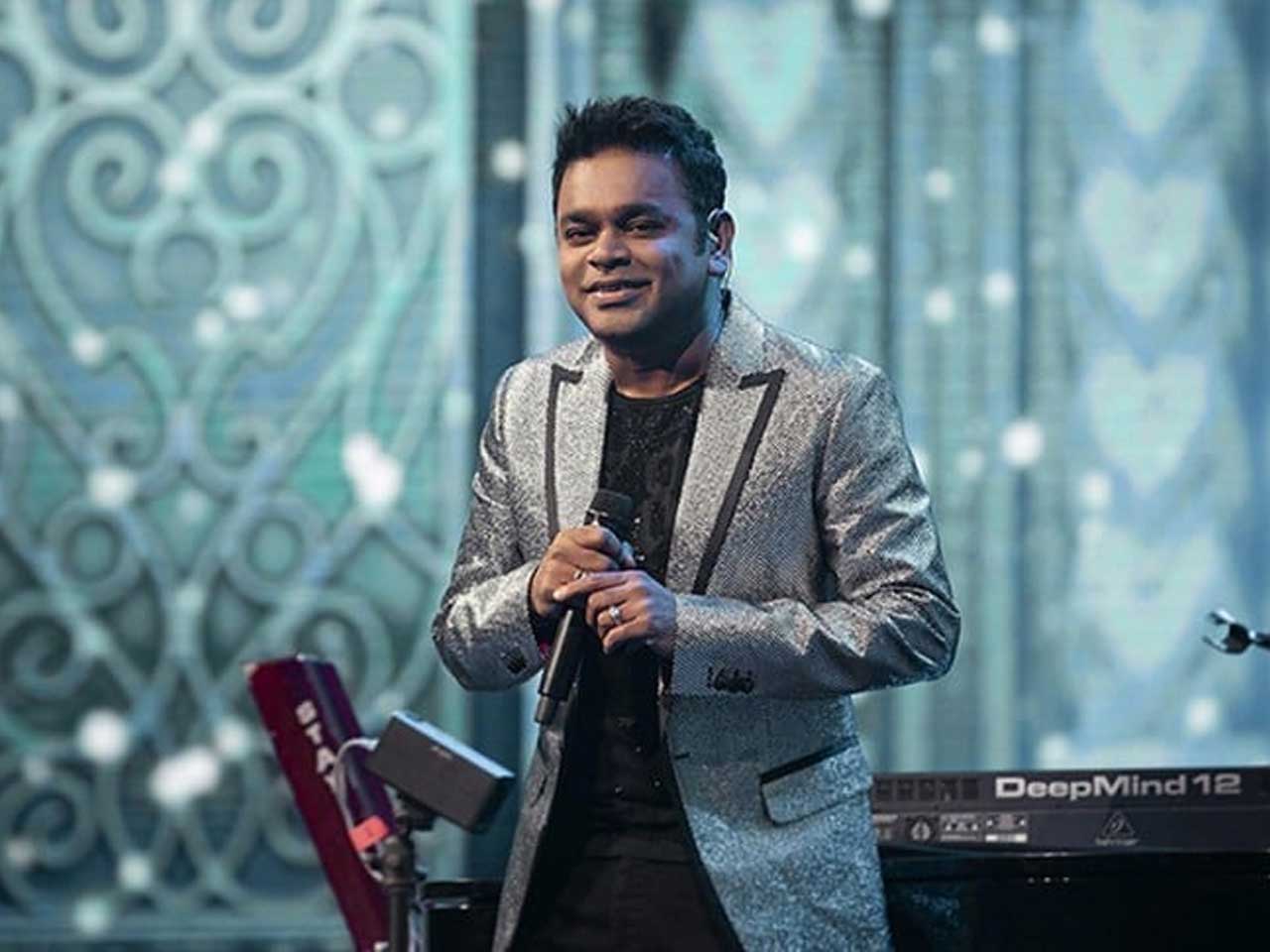 இசை நிகழ்ச்சியில் ஏற்பட்ட குளறுபடி - வருத்தம் தெரிவித்த ஏ.ஆர்.ரஹ்மான் தரப்பு