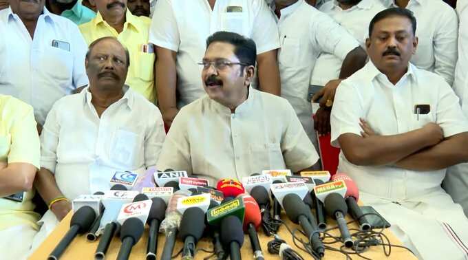 ஜெயலலிதாவின் தொண்டனாக செங்கோட்டையன் கூறியது சரிதான்; அவரது கருத்தை நான் ஏற்கிறேன்