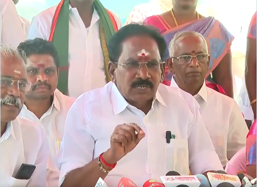 “வைகோவுக்கு வயசானதால எல்லாமே மறந்துவிட்டது! அவர் திமுகவை எதிர்த்து மாநாடு நடத்தியவர்”- செல்லூர் ராஜூ