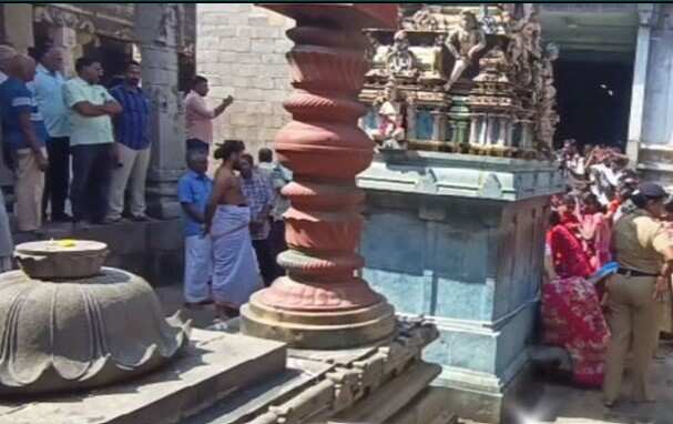 பெருமாள் கோயிலில் பக்தர்கள் விளக்கேற்ற தீட்சிதர்கள் எதிர்ப்பு! சிதம்பரத்தில் பரபரப்பு