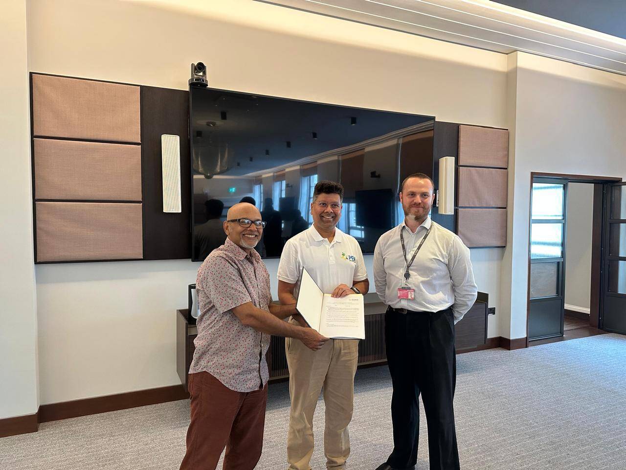 அம்பேத்கர் - கலைஞர் பெயரில் லண்டன் பல்கலைக்கழகத்தில் ஆய்வுப் படிப்பு..! தமிழ்நாட்டு மாணவர்கள் விண்ணப்பிக்கலாம்..!