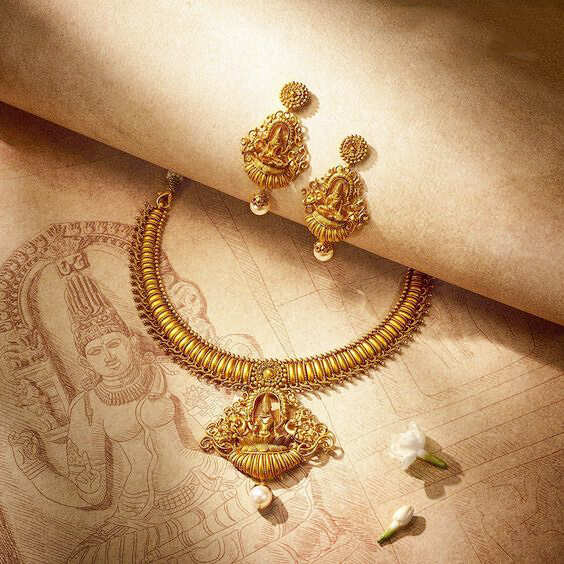 குறைந்தது தங்கம் விலை - நகைப்பிரியர்கள் மகிழ்ச்சி