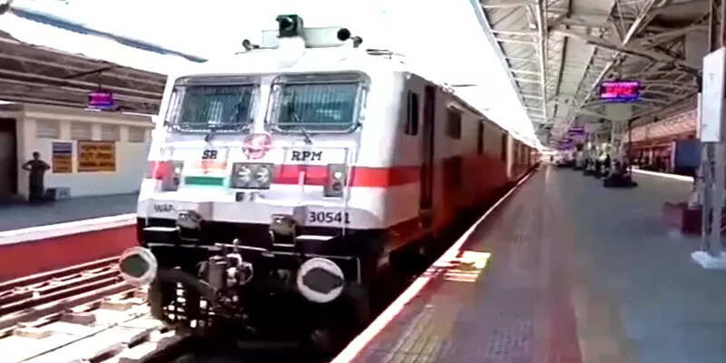 தமிழ் புத்தாண்டியோட்டி சிறப்பு ரயில்கள்...முக்கிய அறிவிப்பு இதோ!!