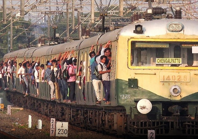 பராமரிப்பு பணி காரணமாக 41 ரயில் சேவை ரத்து- மக்கள் அவதி