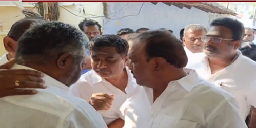 முன்னாள் அமைச்சர் தங்கமணி வீட்டை முற்றுகையிட்ட நிர்வாகிகள்