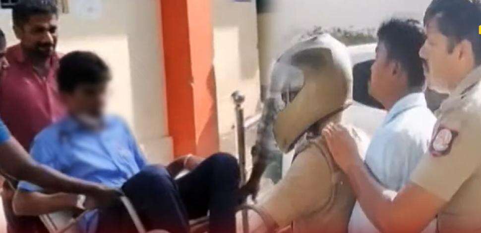 குளித்தலையில் பரபரப்பு...பொறியல் கல்லூரி மாணவரின் கழுத்தை அறுத்த எம்.பி.ஏ. மாணவர்!