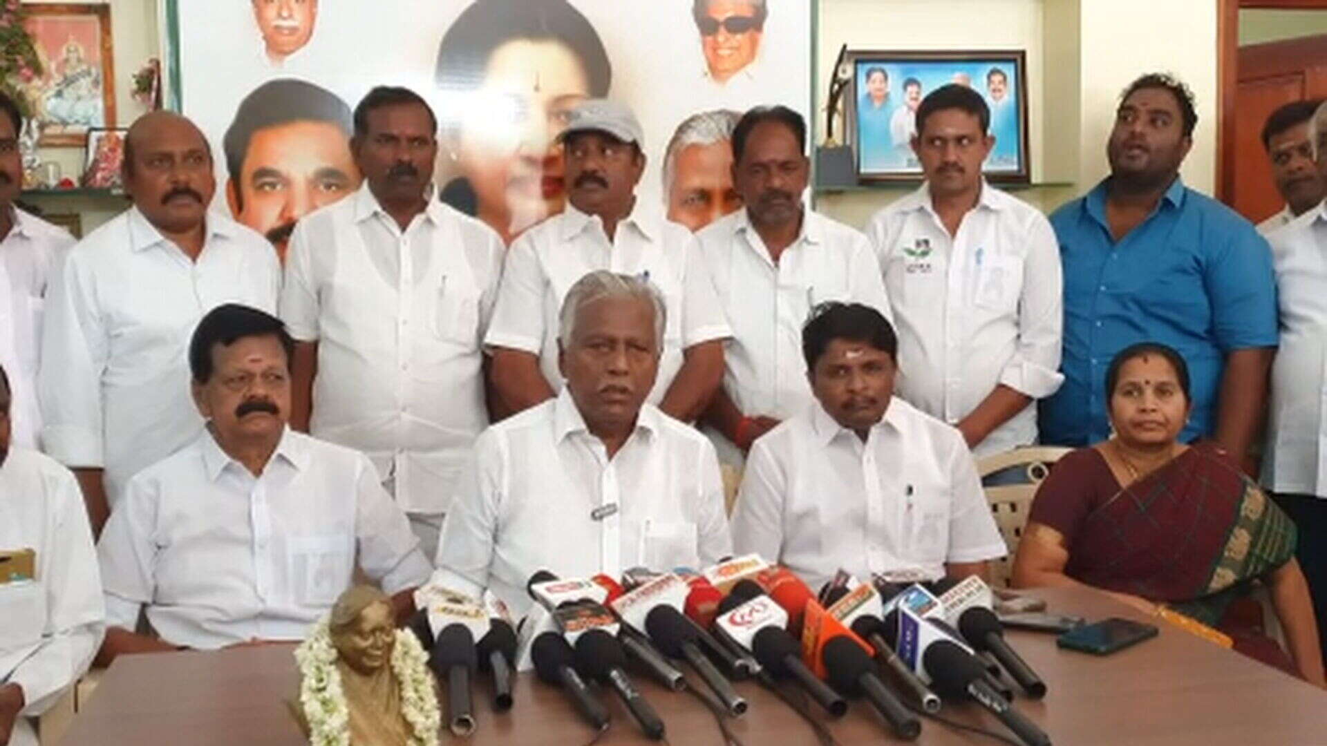 பாஜகவுடன் மீண்டும் கூட்டணி இல்லை; அதிமுக தலைமையில் புதிய கூட்டணி!!