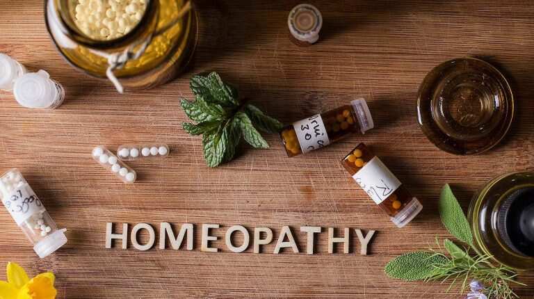 மாணவர்கள் ஏமாற வேண்டாம் - தேசிய ஹோமியோபதி ஆணையம் எச்சரிக்கை