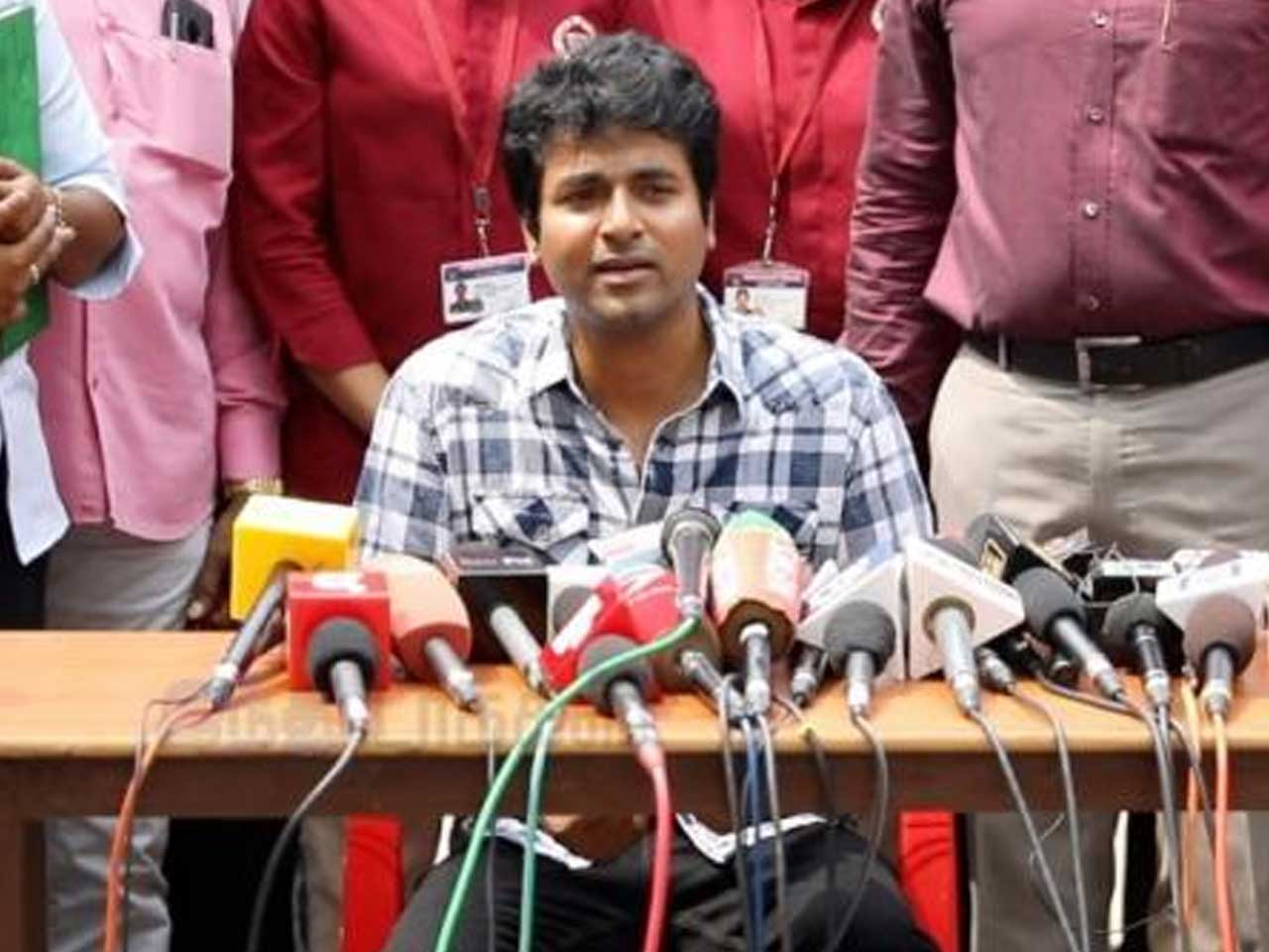 ”கவனம் பெற வதந்தி பரப்புறாங்க..” - சிவகார்த்திகேயன்