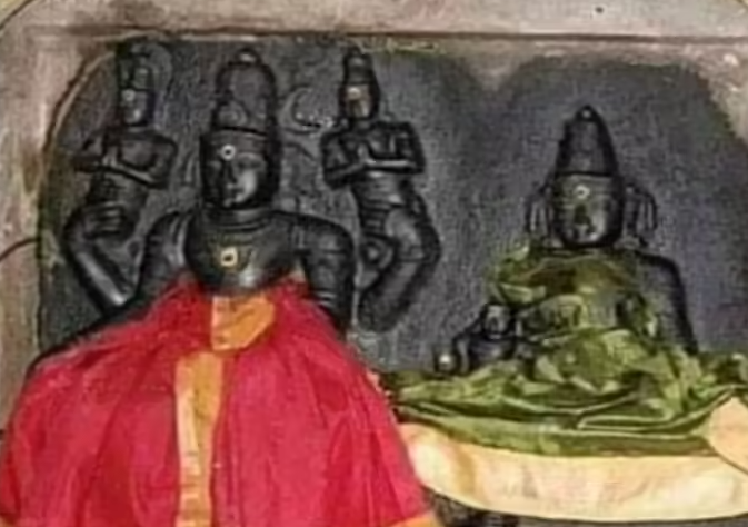 ஆன்மீகம் அறிவோம் : ராகு - கேதுவை கையில் ஏந்திய படி இருக்கும் சிவ பெருமான்..! எங்கு தெரியுமா ?