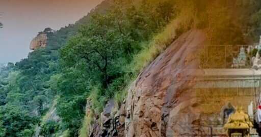 திருவண்ணாமலையை தொடர்ந்து திருப்பதி மலைப்பாதையில் மண்சரிவு