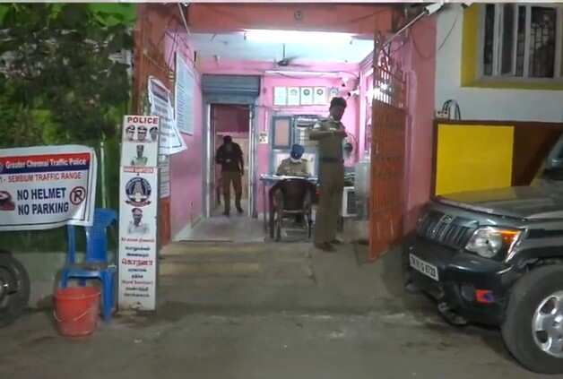 பள்ளி மாணவிகளை பாழடைந்த கட்டிடத்திற்கு அழைத்துச்சென்று பலாத்காரம் செய்த காதலர்கள்! சென்னையில் அதிர்ச்சி