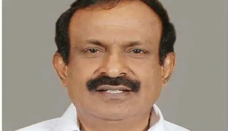 வீட்டுவசதித்துறை அமைச்சர் முத்துசாமி 