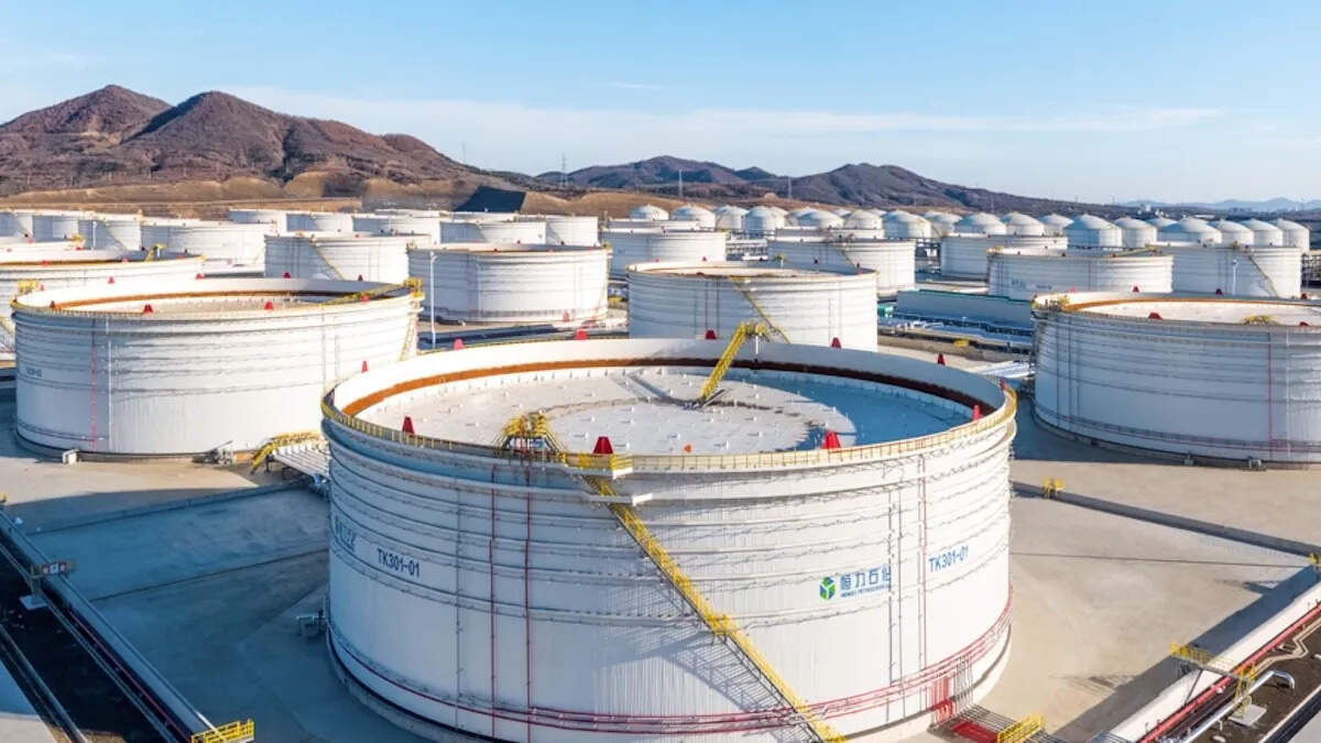 #BIG NEWS : ஈரானுக்குப் பெரும் நெருக்கடி! - எண்ணெய் கிணறுகளை மூட வேண்டிய சூழல்..!