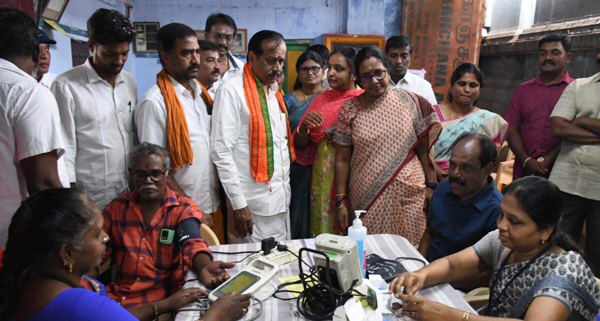 முழு பூசணிக்காயை சோற்றில் மறைப்பது போன்று முதல்வர் பொய் பேசலாமா? எச்.ராஜா விமர்சனம்..!