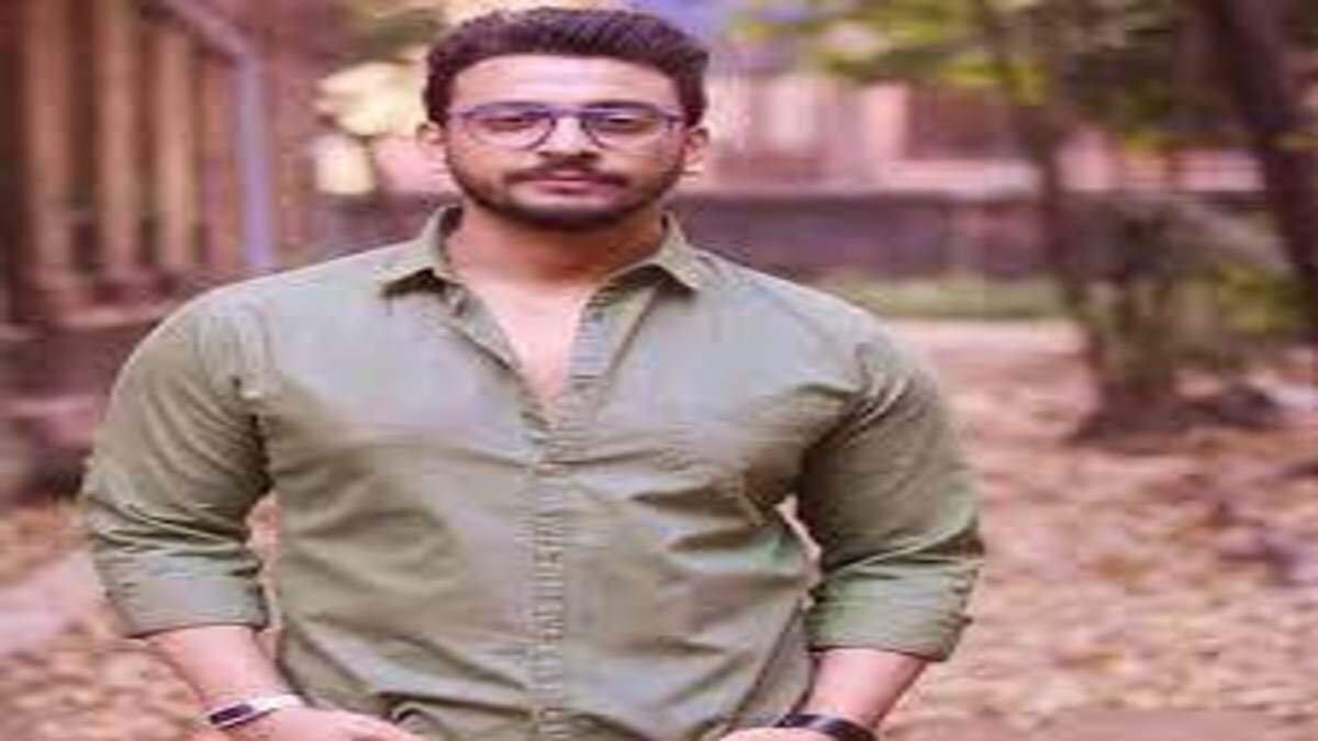 தொடரும் பின்னடைவு.. மேற்கு வங்க பா.ஜ.க.விலிருந்து வெளியேறிய பிரபல நடிகர்