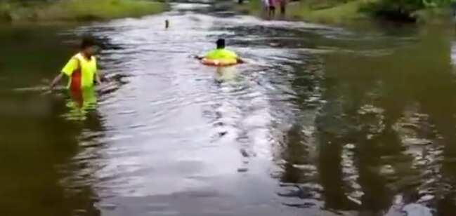 வால்பாறைக்கு சுற்றுலா வந்த கேரள மாநில இளைஞர் ஆற்றில் மூழ்கி பலி!