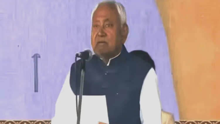 பீகார் முதல்வராக நிதிஷ் பதவியேற்பு; பிரதமர் மோடி பங்கேற்பு..!