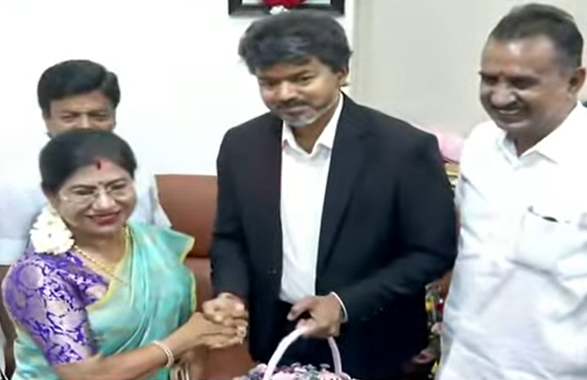 சிவி சண்முகம் அலுவலகத்தில் முதலமைச்சர் விஜய்