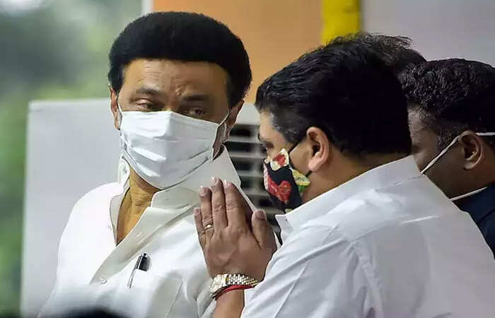 கொளுத்திப்போட்ட பிடிஆர் - வெடிக்கும் திமுக