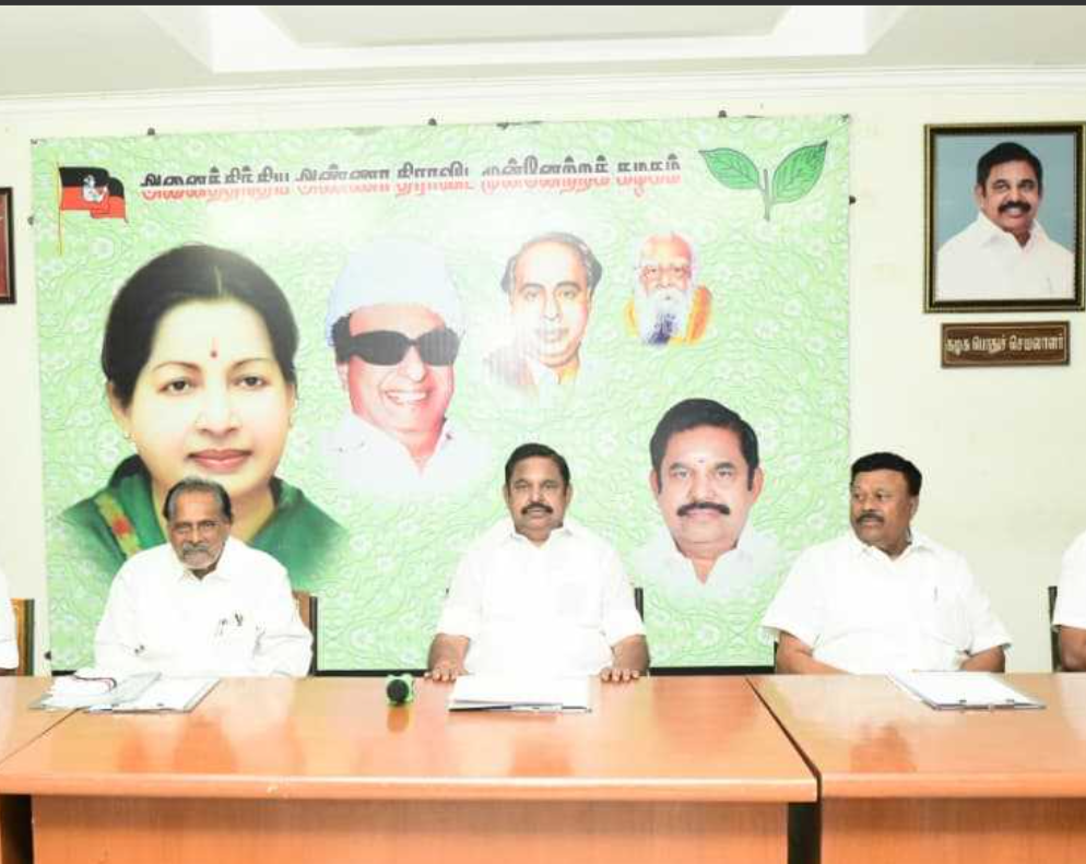 “அனைத்து மாவட்டங்களிலும் வாக்குச்சாவடிக்கு 8 பேர் வீதம் பூத் கமிட்டி அமைக்க வேண்டும்”- ஈபிஎஸ்