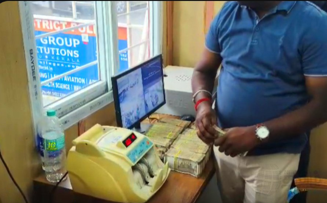 கோவையில் கட்டுக்கட்டாக ஹவாலா பணம் பறிமுதல்