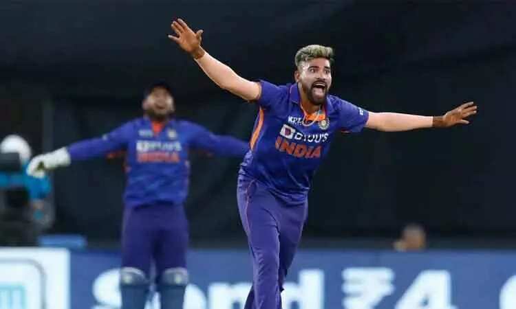 தென் ஆப்ரிக்கா தொடர் - பும்ராவிற்கு பதிலாக முகமது சிராஜ் அணியில் சேர்ப்பு