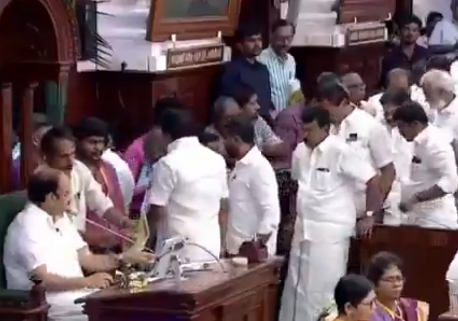 #JUST IN : சட்டப்பேரவையில் இருந்து தி.மு.க வெளிநடப்பு..!