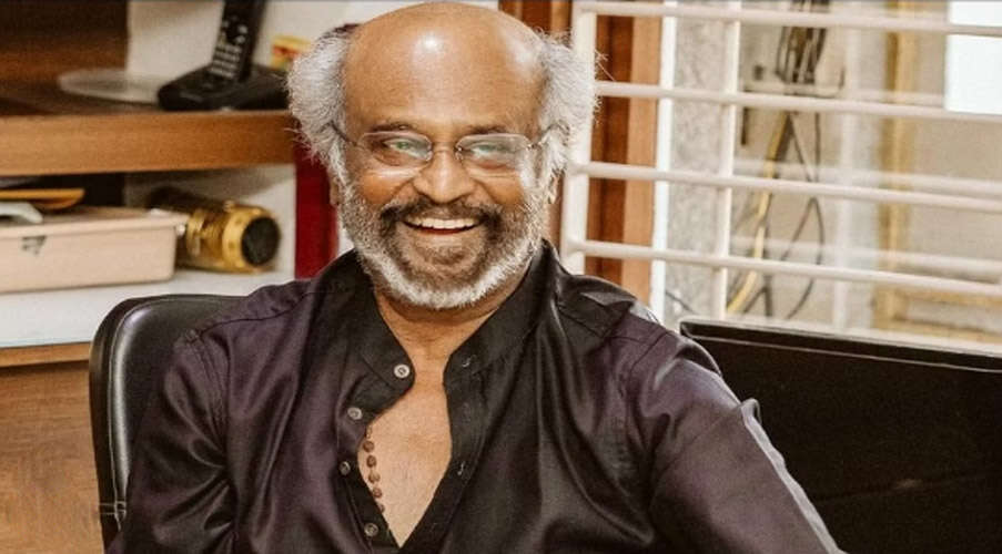 ரஜினி மீது வன்மம் கக்கும் எழுத்தாளர்கள்