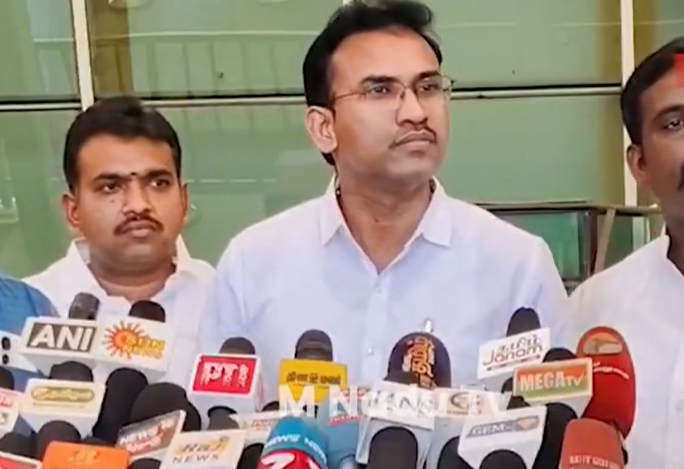 “அண்ணாமலை கம்முனு இருந்திருந்தால் இருக்கவேண்டிய இடத்தில் இருந்திருப்பார்”- அருண்ராஜ்