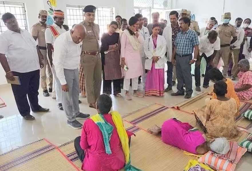 குரங்குகள் வைத்து கடிக்க வைத்த கொடூரம்! இதில் 16 பேர் உயிரிழப்பா?