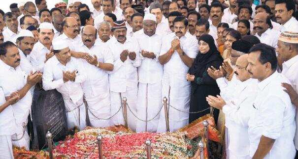 காயிதே மில்லத் 127வது பிறந்தநாள் - அதிமுக சார்பில் மரியாதை!