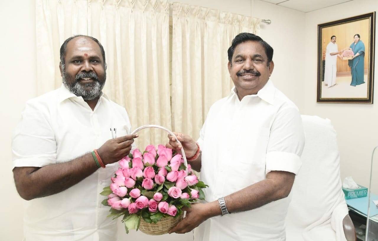 “எடப்பாடி பழனிச்சாமியின் சேவைக்கு நோபல் பரிசு கொடுக்கலாம்”- ஆர்.பி.உதயகுமார்