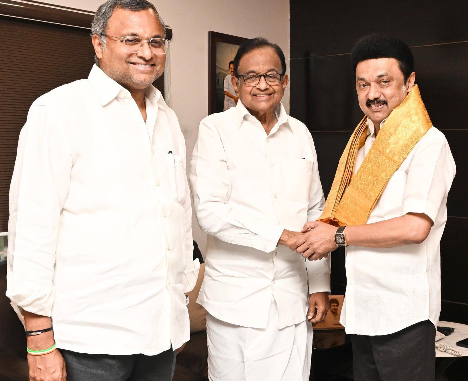 தமிழ் நூலகத்தை திறந்து வைக்க முதலமைச்சர் மு.க.ஸ்டாலினுக்கு அழைப்பு!