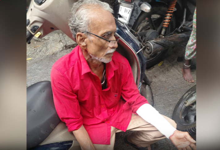 தவெகவுக்கு விசிக ஆதரவளிக்கக்கோரி பிளேடால் கழுத்தை அறுத்துக் கொண்ட முதியவர்