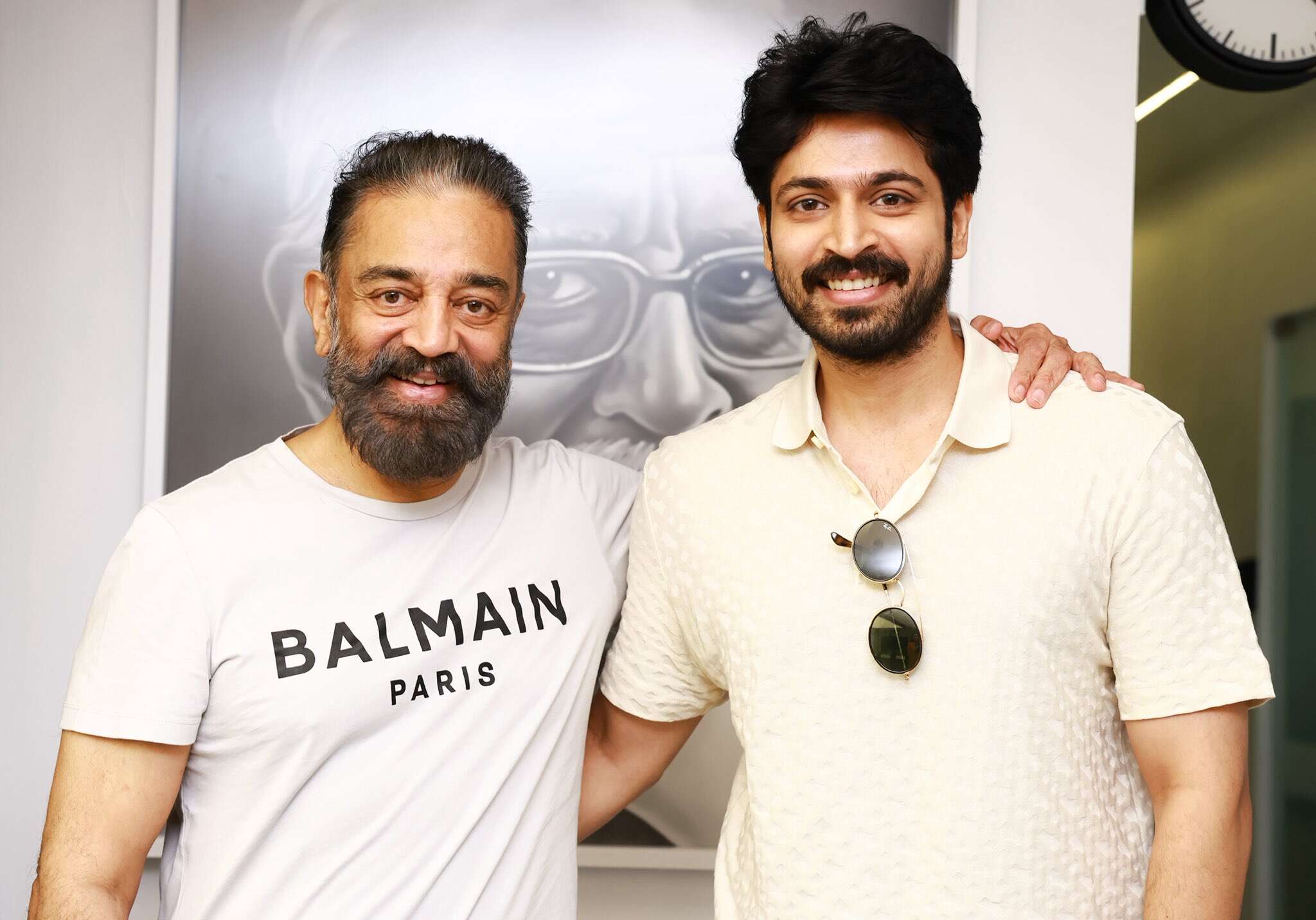 'உரையாடலா அல்லது யூனிவர்சிட்டி பாடமா..' கமல்ஹாசனை சந்தித்து வாழ்த்துபெற்ற ஹரிஷ் கல்யாண்..