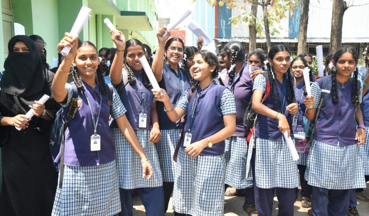 +2 பொதுத் தேர்வு முடிவுகள் வெளியாகும் தேதி அறிவிப்பு..!